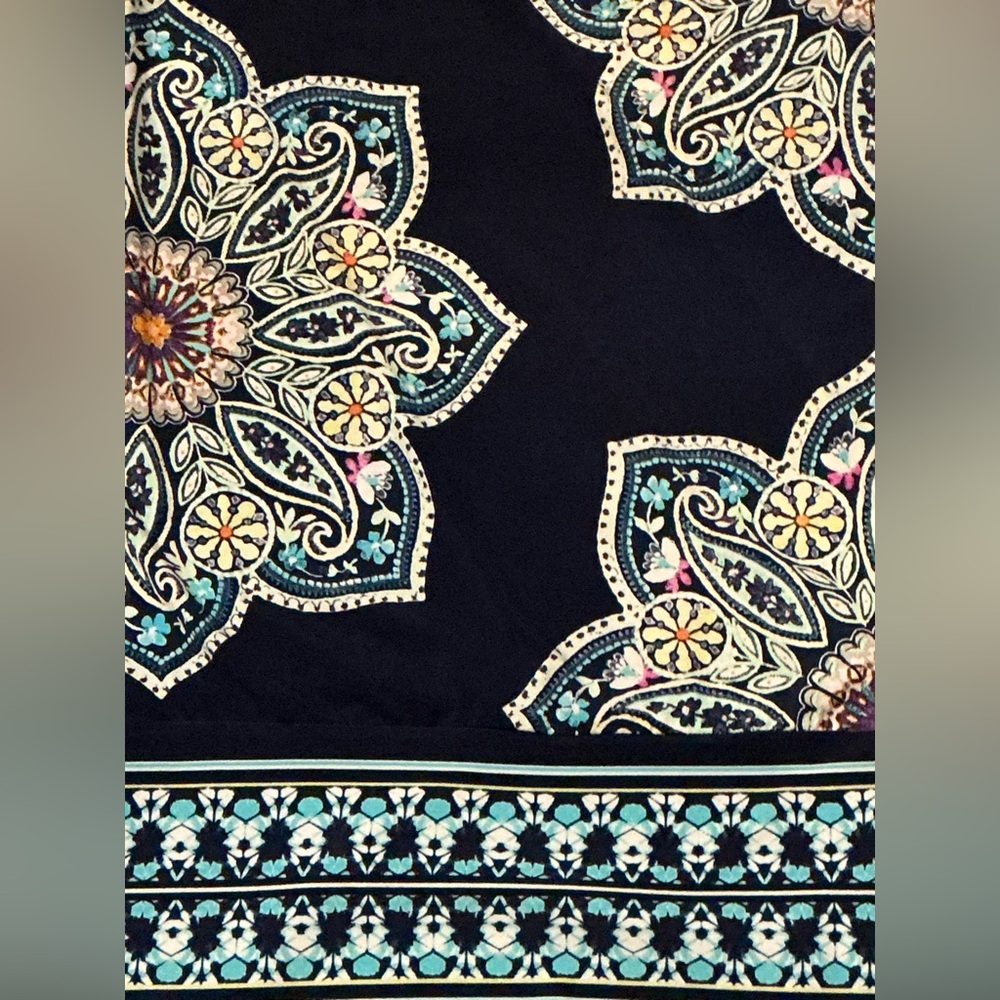 Sleeveless Navy Floral Medallion Sheath Dress Size Petite Small NWT - Picture 5 of 7